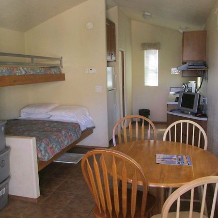 Rancho Oso Rv & Camping Resort Goleta Exterior photo